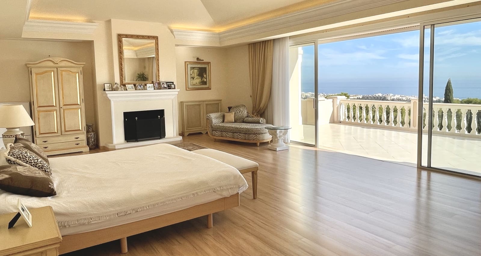 6 slaapkamer Villa te koop in Marbella met zwembad garage - € 9.500.000 (Ref: 10066558)