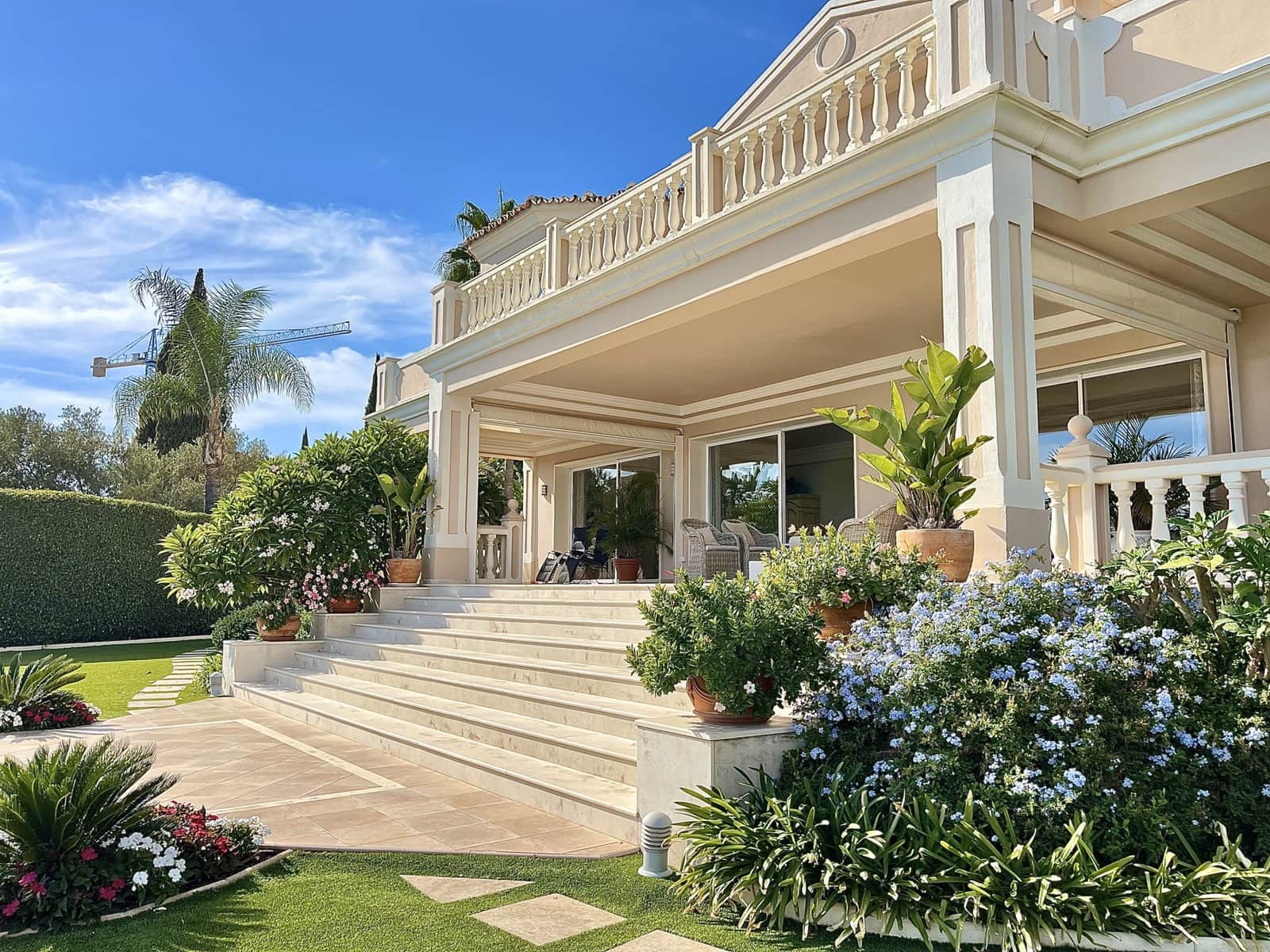 6 slaapkamer Villa te koop in Marbella met zwembad garage - € 9.500.000 (Ref: 10066558)