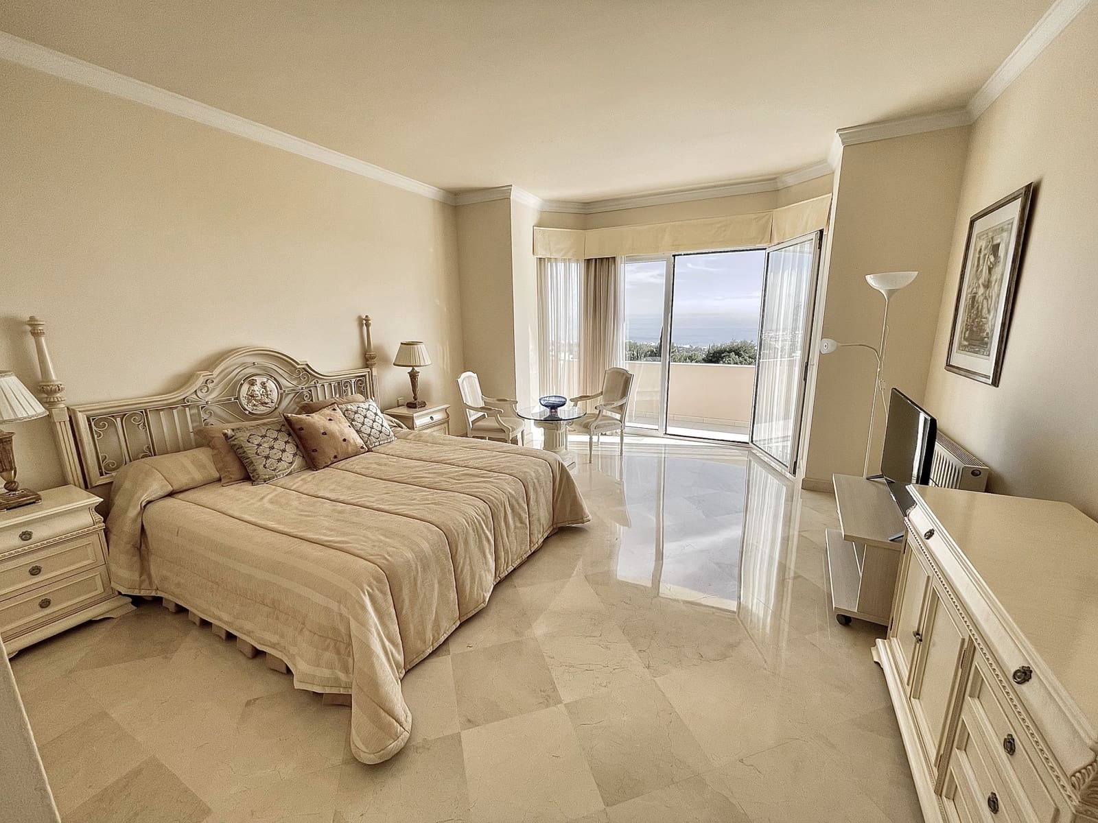 6 slaapkamer Villa te koop in Marbella met zwembad garage - € 9.500.000 (Ref: 10066558)