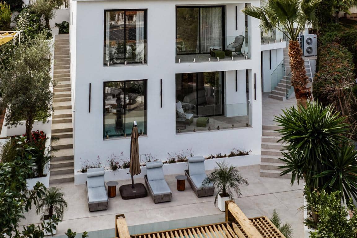 5 sypialnia Willa na sprzedaż w Marbella z basenem garażem - 1 995 000 € (Ref: 10066559)