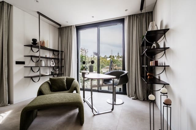 5 sypialnia Willa na sprzedaż w Marbella z basenem garażem - 1 995 000 € (Ref: 10066559)