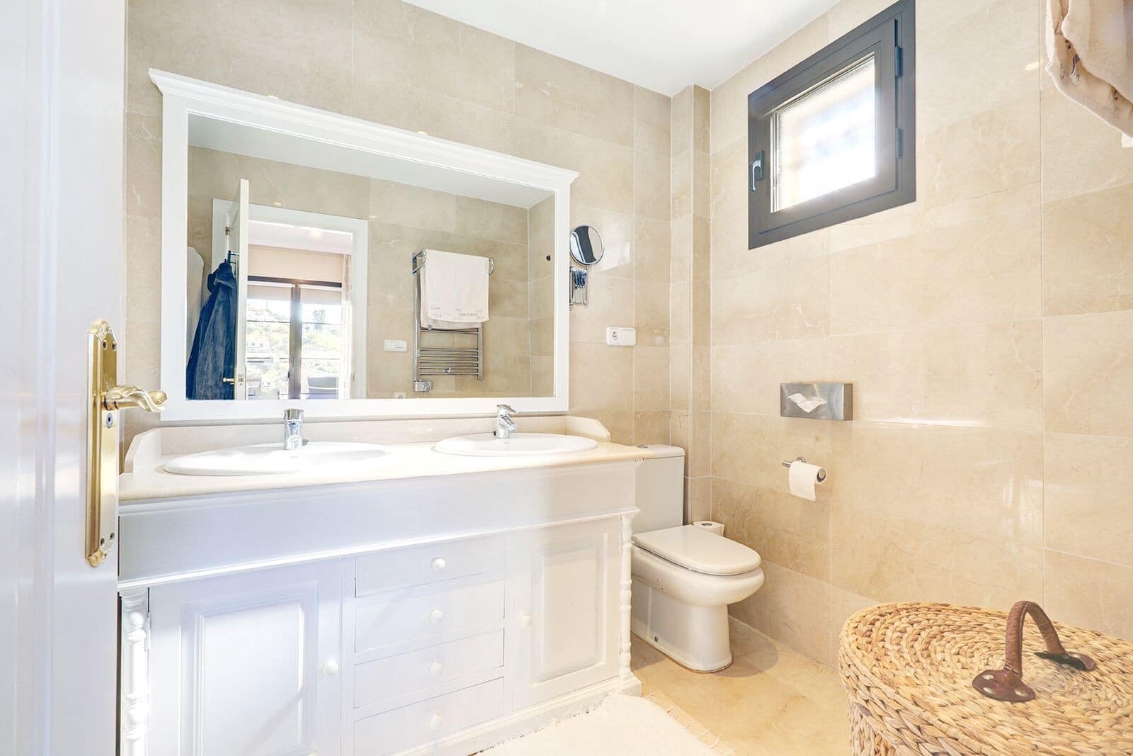3 bedroom Apartment for sale in Marbella with pool garage - € 385,000 (Ref: 10066564)