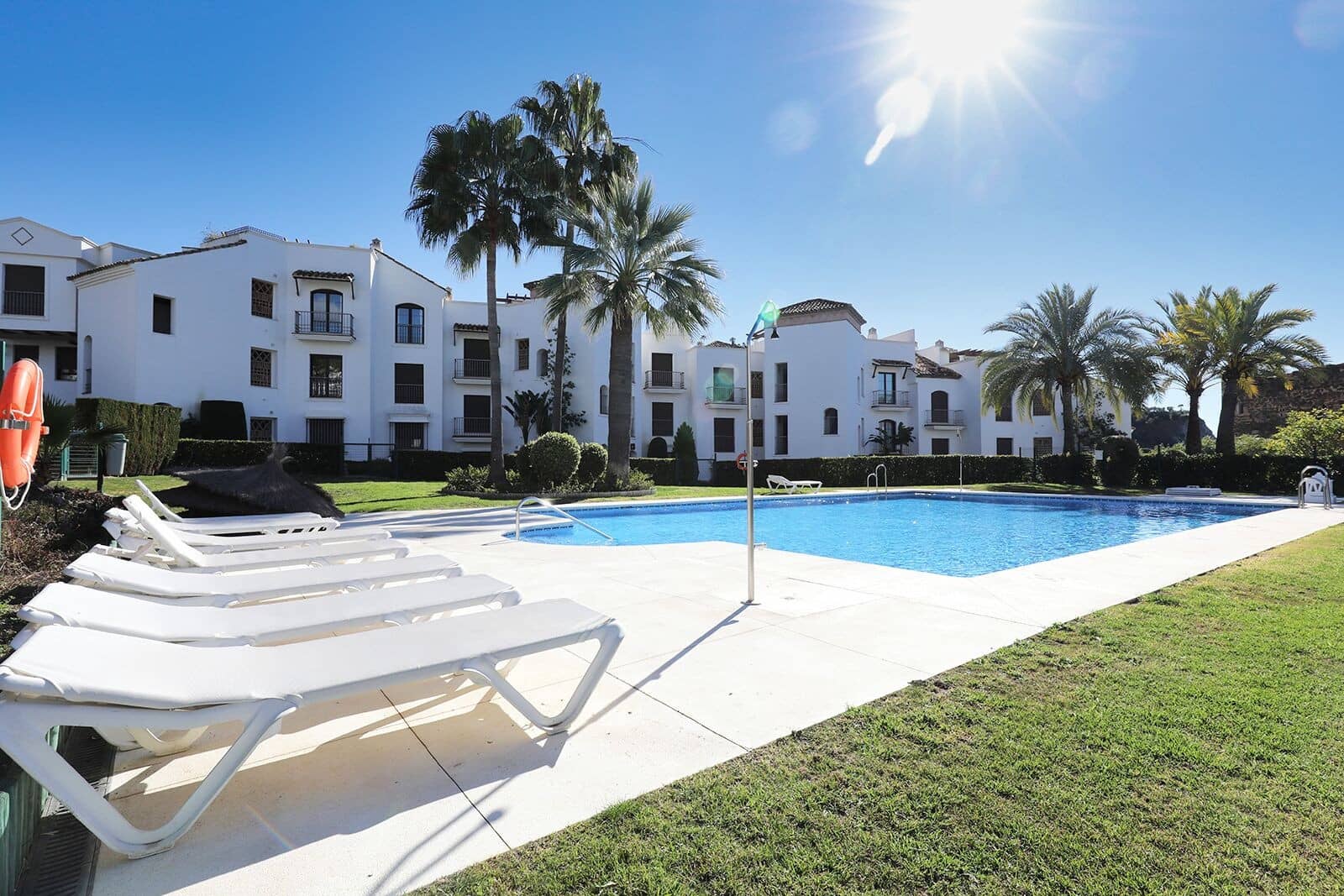 3 bedroom Apartment for sale in Marbella with pool garage - € 385,000 (Ref: 10066564)