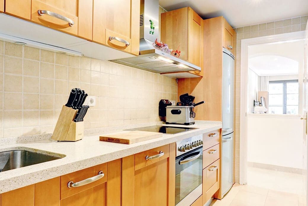 3 bedroom Apartment for sale in Marbella with pool garage - € 385,000 (Ref: 10066564)