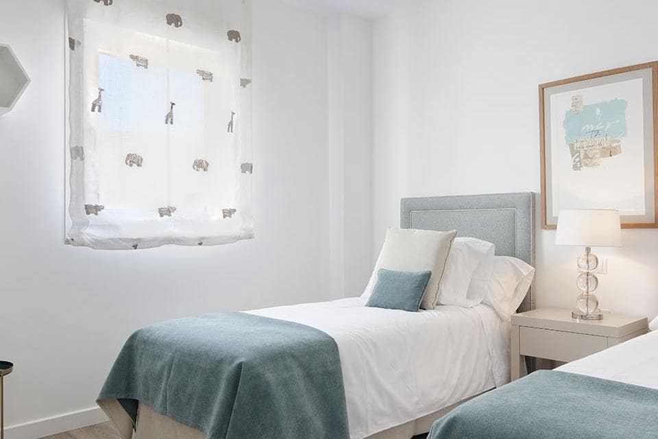 4 sypialnia Apartament na sprzedaż w Marbella z basenem garażem - 342 000 € (Ref: 10066567)