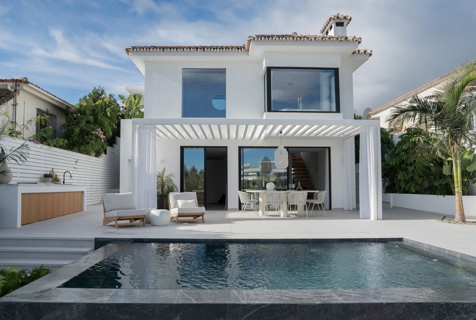 5 quarto Moradia para venda em Marbella com piscina - 2 149 000 € (Ref: 10066576)