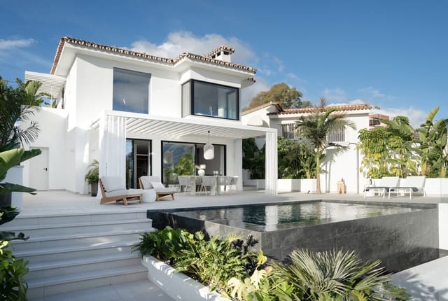 5 quarto Moradia para venda em Marbella com piscina - 2 149 000 € (Ref: 10066576)