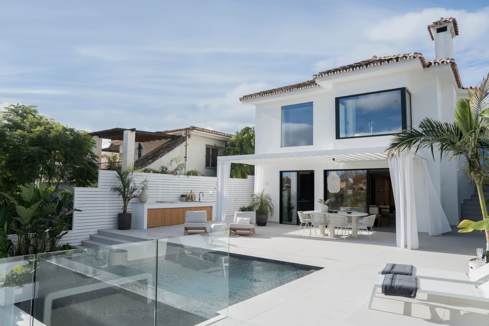 5 quarto Moradia para venda em Marbella com piscina - 2 149 000 € (Ref: 10066576)