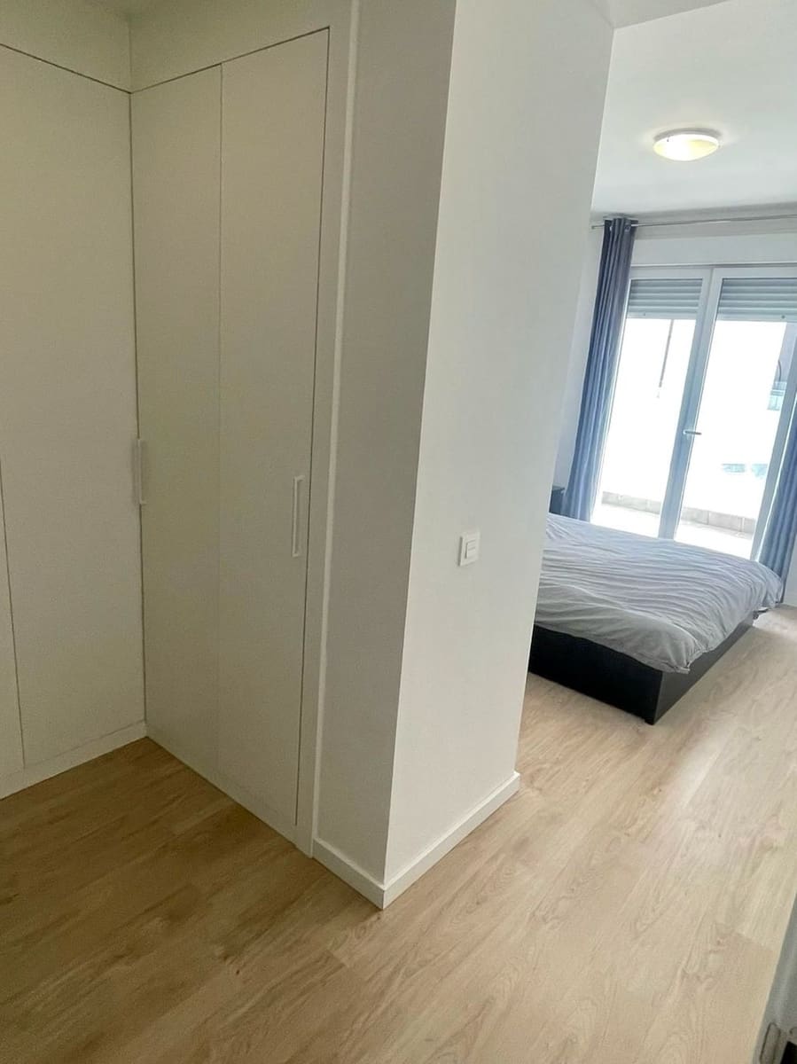2 sovrum Lägenhet till salu i Nueva Andalucia med pool garage - 315 000 € (Ref: 10066583)