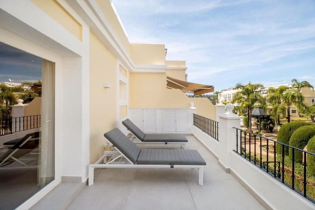 4 quarto Moradia para venda em Marbella com piscina garagem - 1 175 000 € (Ref: 10066596)