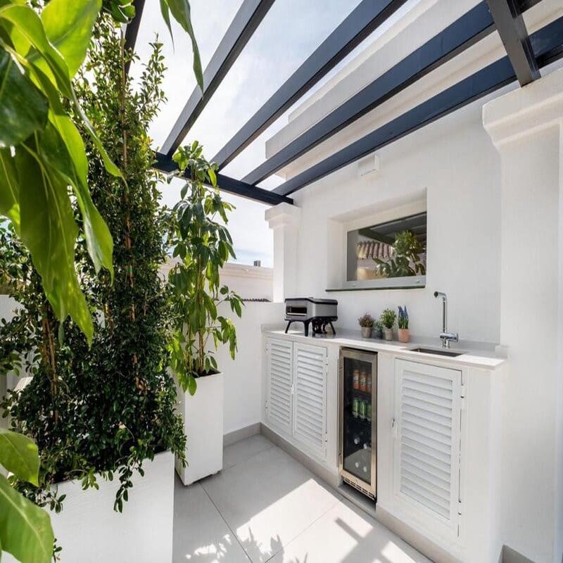 4 quarto Moradia para venda em Marbella com piscina garagem - 1 175 000 € (Ref: 10066596)