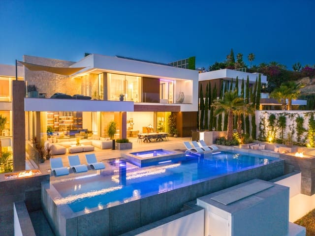 Chalet de 6 habitaciones en Marbella en venta con piscina garaje - 12.500.000 € (Ref: 10066598)