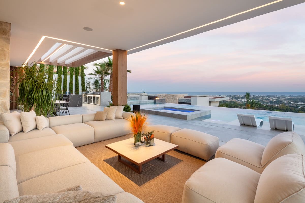 Chalet de 6 habitaciones en Marbella en venta con piscina garaje - 12.500.000 € (Ref: 10066598)