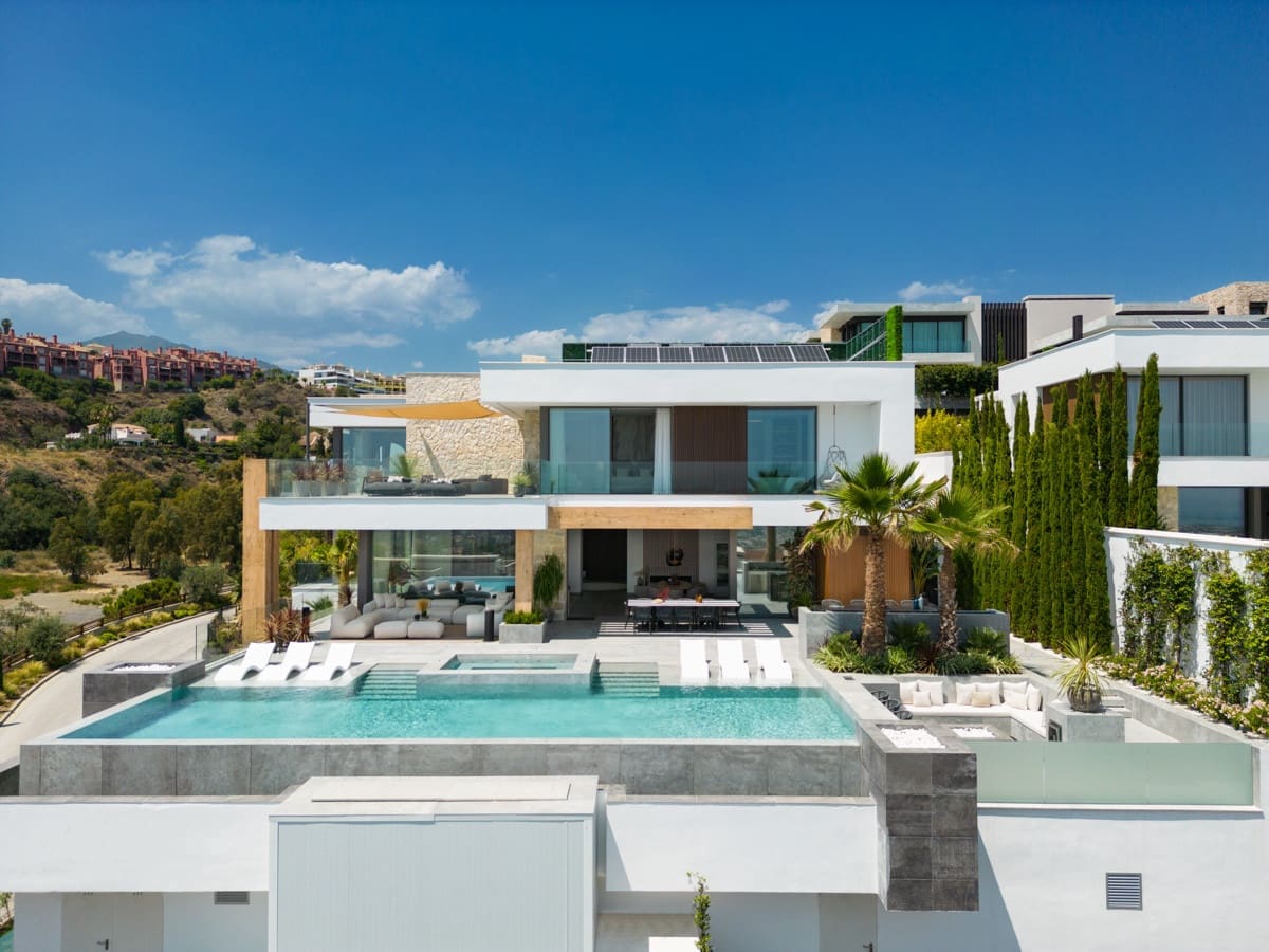 Chalet de 6 habitaciones en Marbella en venta con piscina garaje - 12.500.000 € (Ref: 10066598)