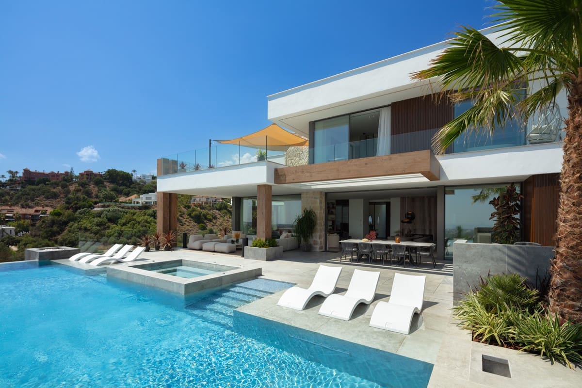 Chalet de 6 habitaciones en Marbella en venta con piscina garaje - 12.500.000 € (Ref: 10066598)