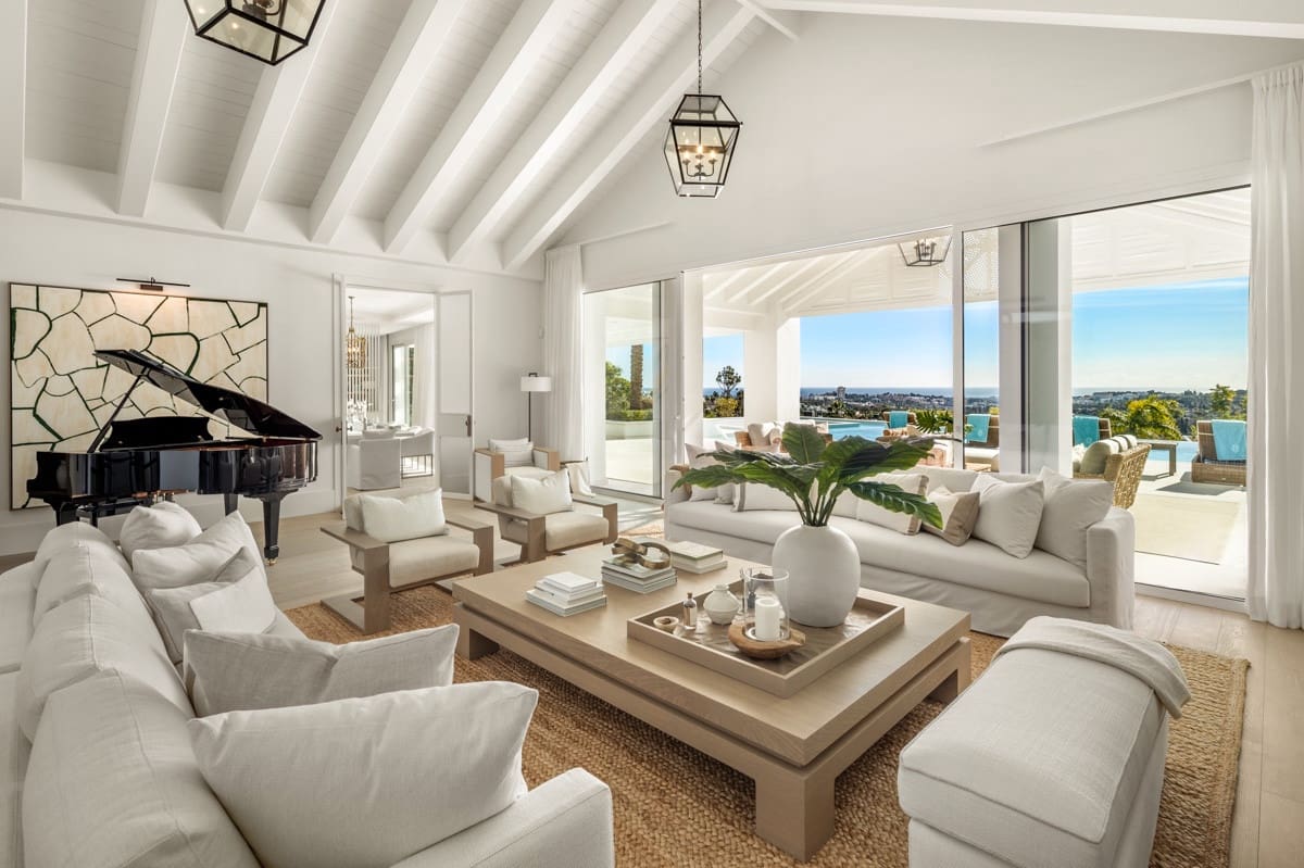 6 bedroom Villa for sale in Marbella with pool garage - € 16,500,000 (Ref: 10066599)