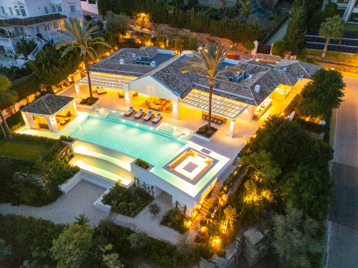 6 bedroom Villa for sale in Marbella with pool garage - € 16,500,000 (Ref: 10066599)