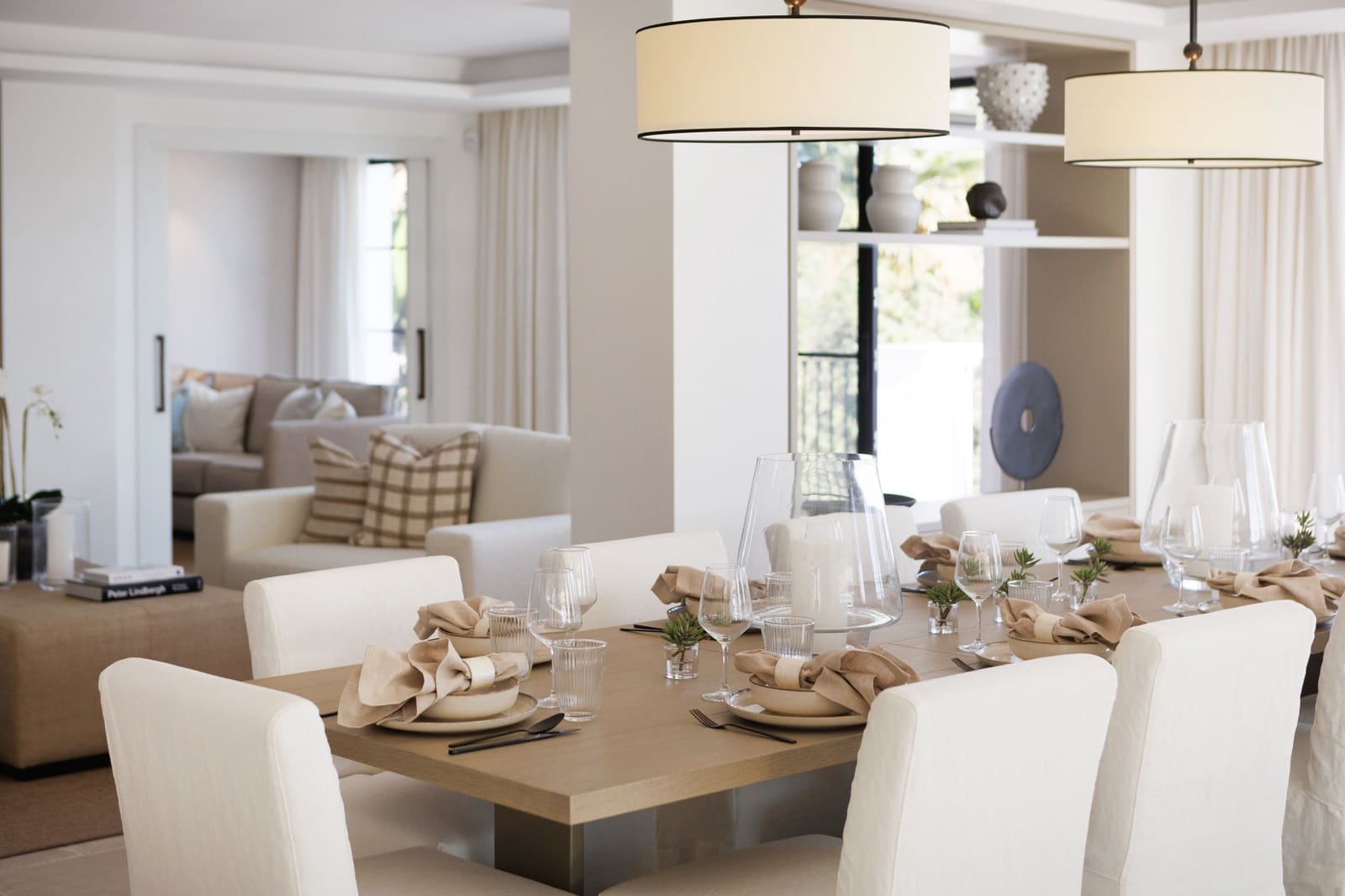 5 bedroom Villa for sale in Marbella with pool - € 5,495,000 (Ref: 10066603)
