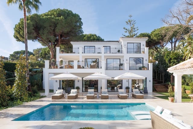 5 bedroom Villa for sale in Marbella with pool - € 5,495,000 (Ref: 10066603)