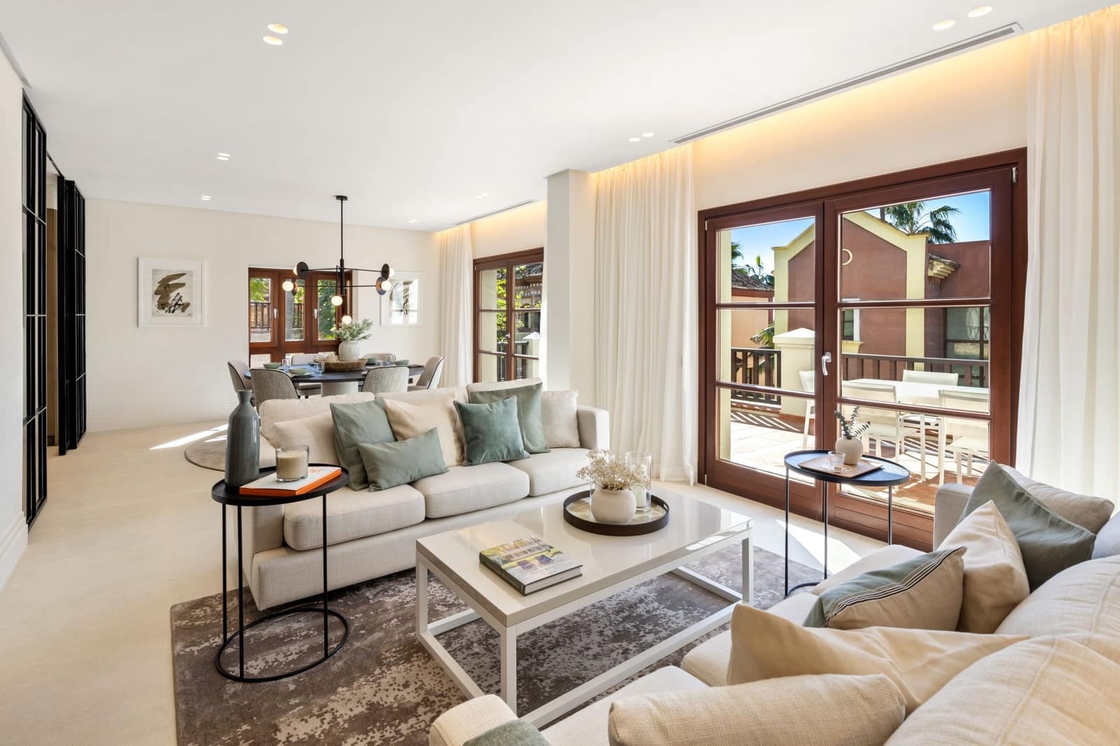 5 soveværelse Villa til salg i Marbella med swimmingpool garage - € 2.600.000 (Ref: 10066608)