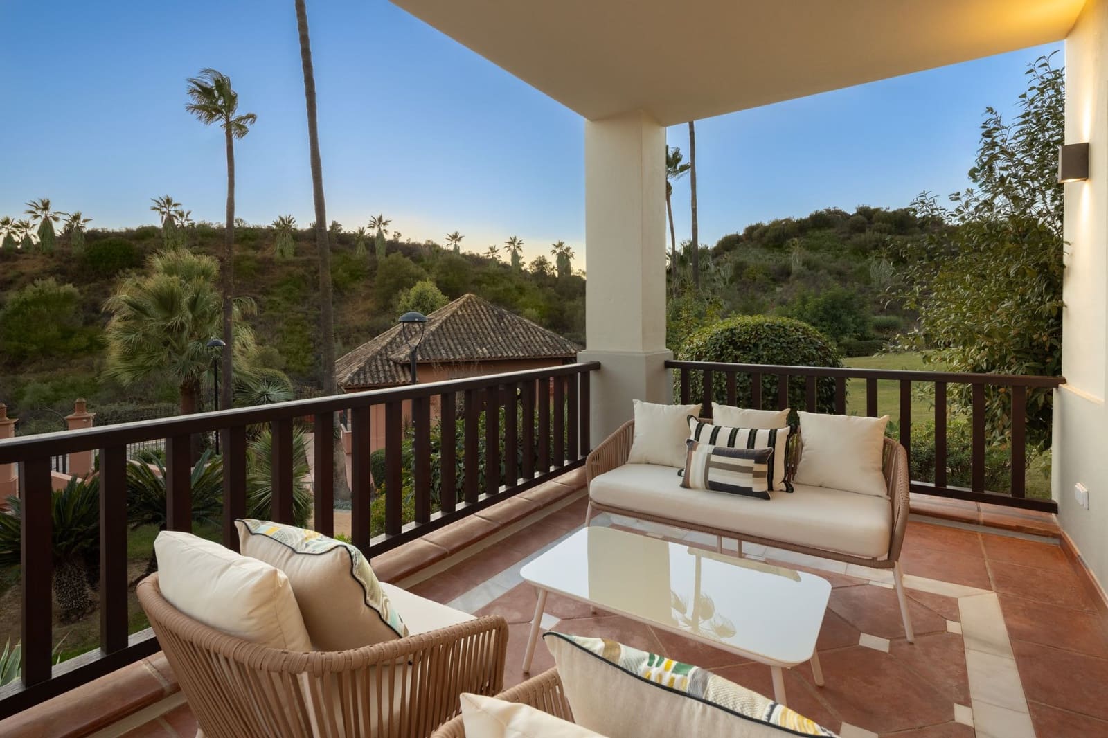 5 soveværelse Villa til salg i Marbella med swimmingpool garage - € 2.600.000 (Ref: 10066608)