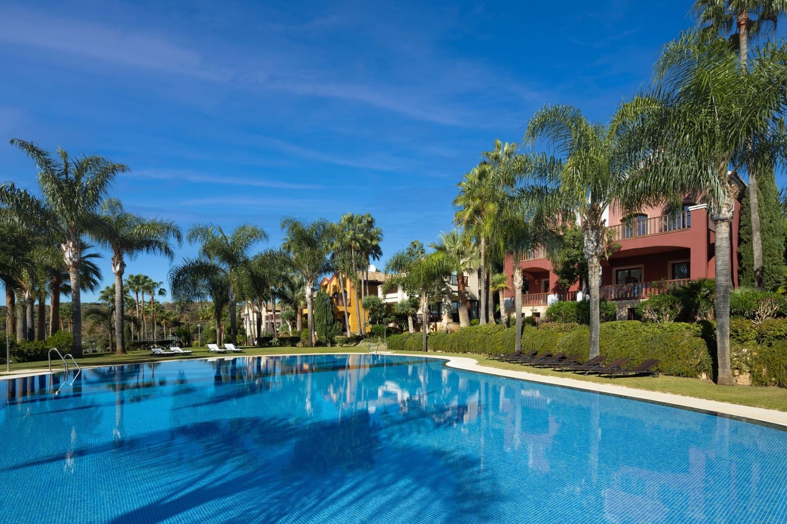 5 soveværelse Villa til salg i Marbella med swimmingpool garage - € 2.600.000 (Ref: 10066608)