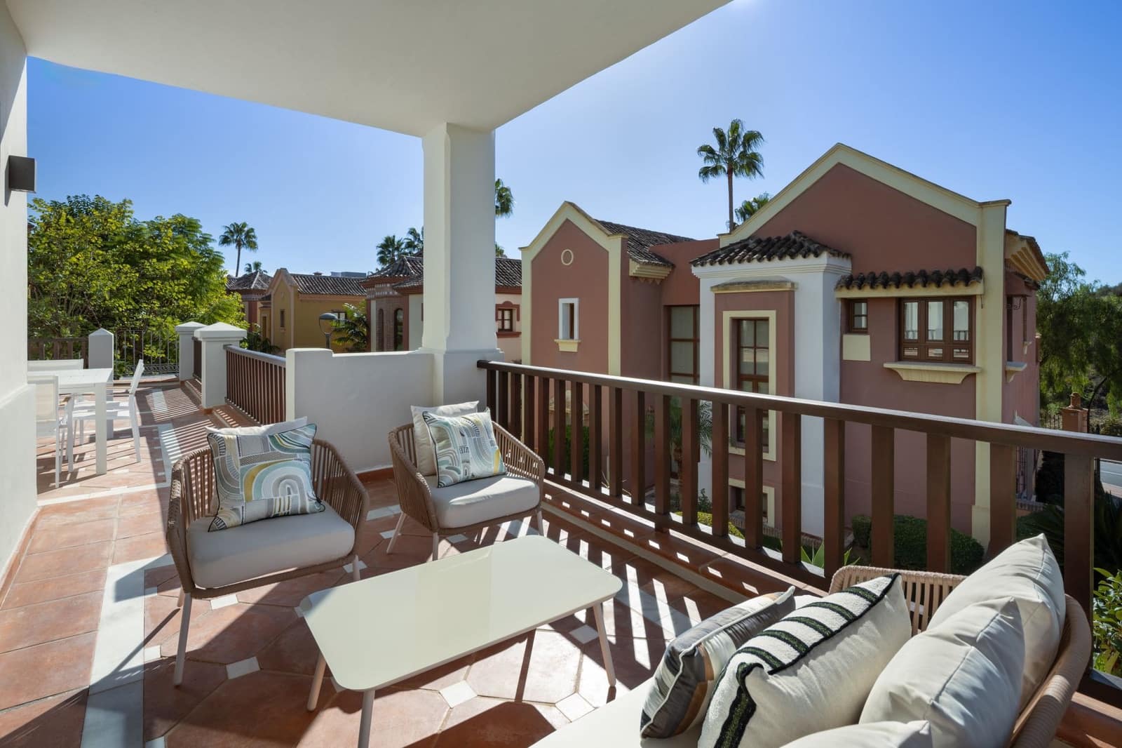 5 soveværelse Villa til salg i Marbella med swimmingpool garage - € 2.600.000 (Ref: 10066608)