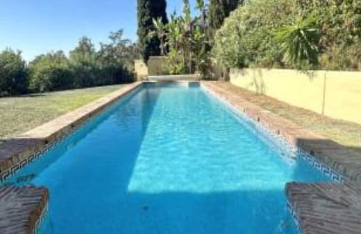 6 soverom Villa til salgs i Benahavis med svømmebasseng garasje - € 1 650 000 (Ref: 10066609)