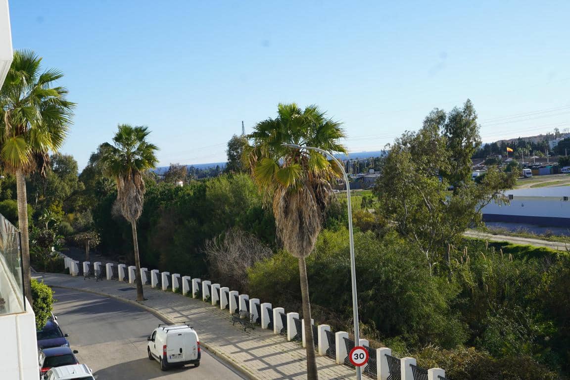 3 bedroom Apartment for sale in Marbella with pool garage - € 465,000 (Ref: 10066610)