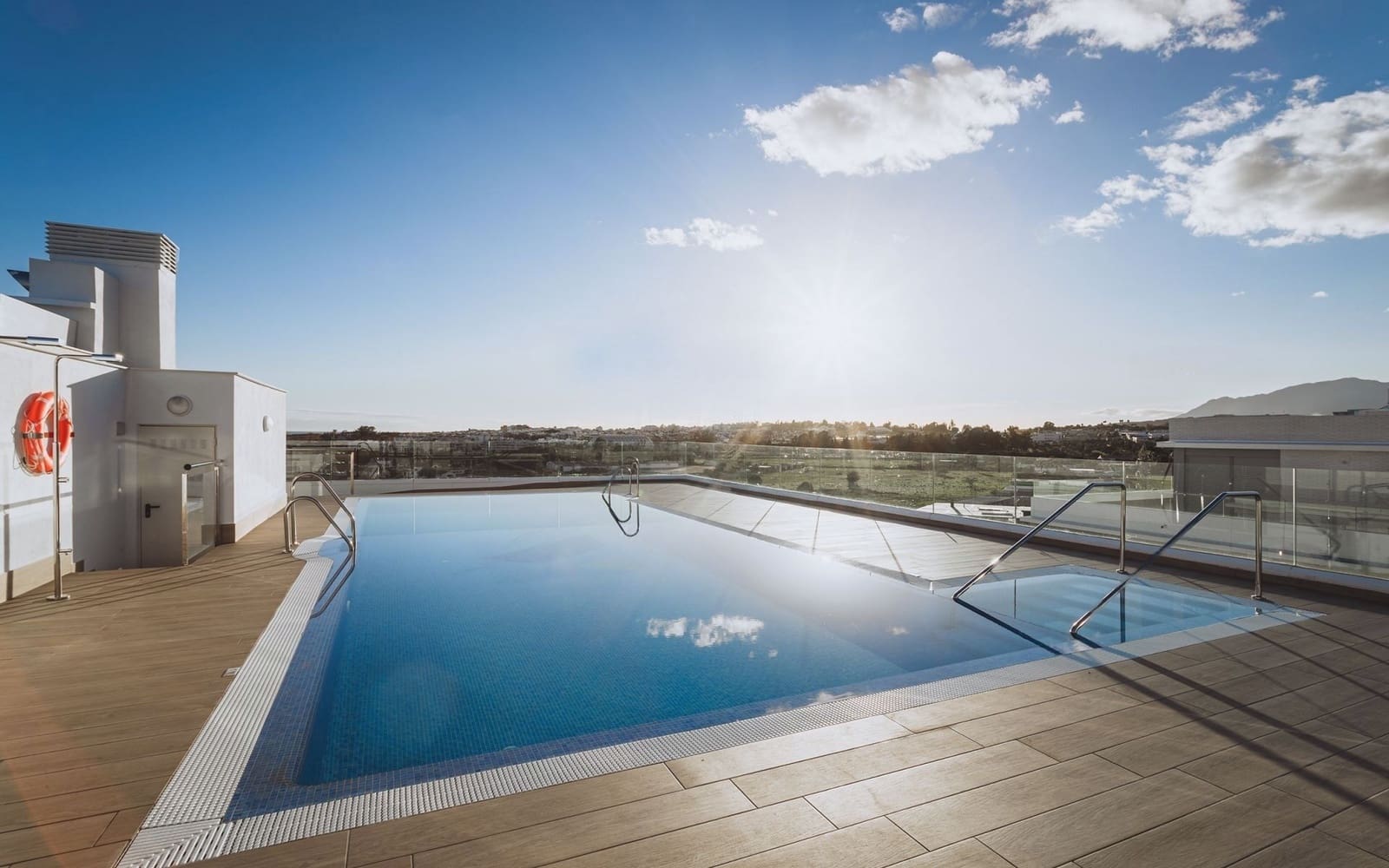 3 bedroom Apartment for sale in Marbella with pool garage - € 465,000 (Ref: 10066610)