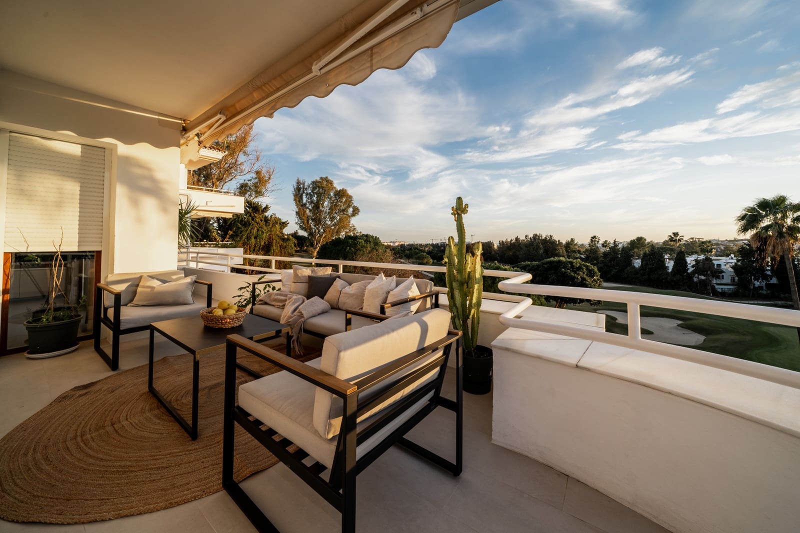 3 quarto Penthouse para venda em Marbella com piscina garagem - 1 695 000 € (Ref: 10066612)