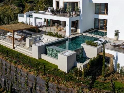 5 sypialnia Willa na sprzedaż w Benahavis z basenem garażem - 7 500 000 € (Ref: 10066616)