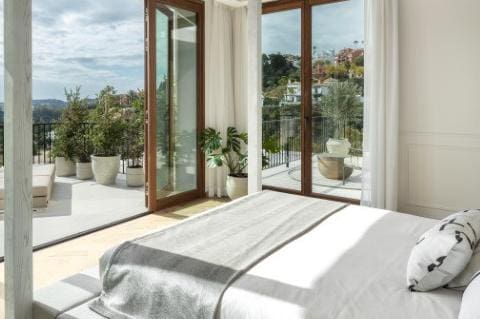 5 sypialnia Willa na sprzedaż w Benahavis z basenem garażem - 7 500 000 € (Ref: 10066616)
