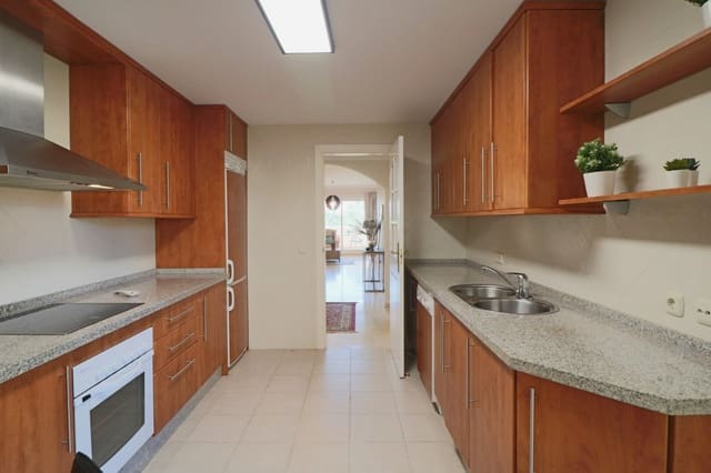 2 chambre Appartement à vendre à Marbella avec piscine garage - 315 000 € (Ref: 10066618)