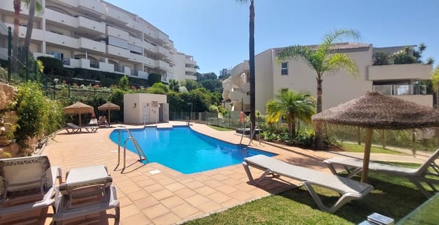 2 chambre Appartement à vendre à Marbella avec piscine garage - 315 000 € (Ref: 10066618)
