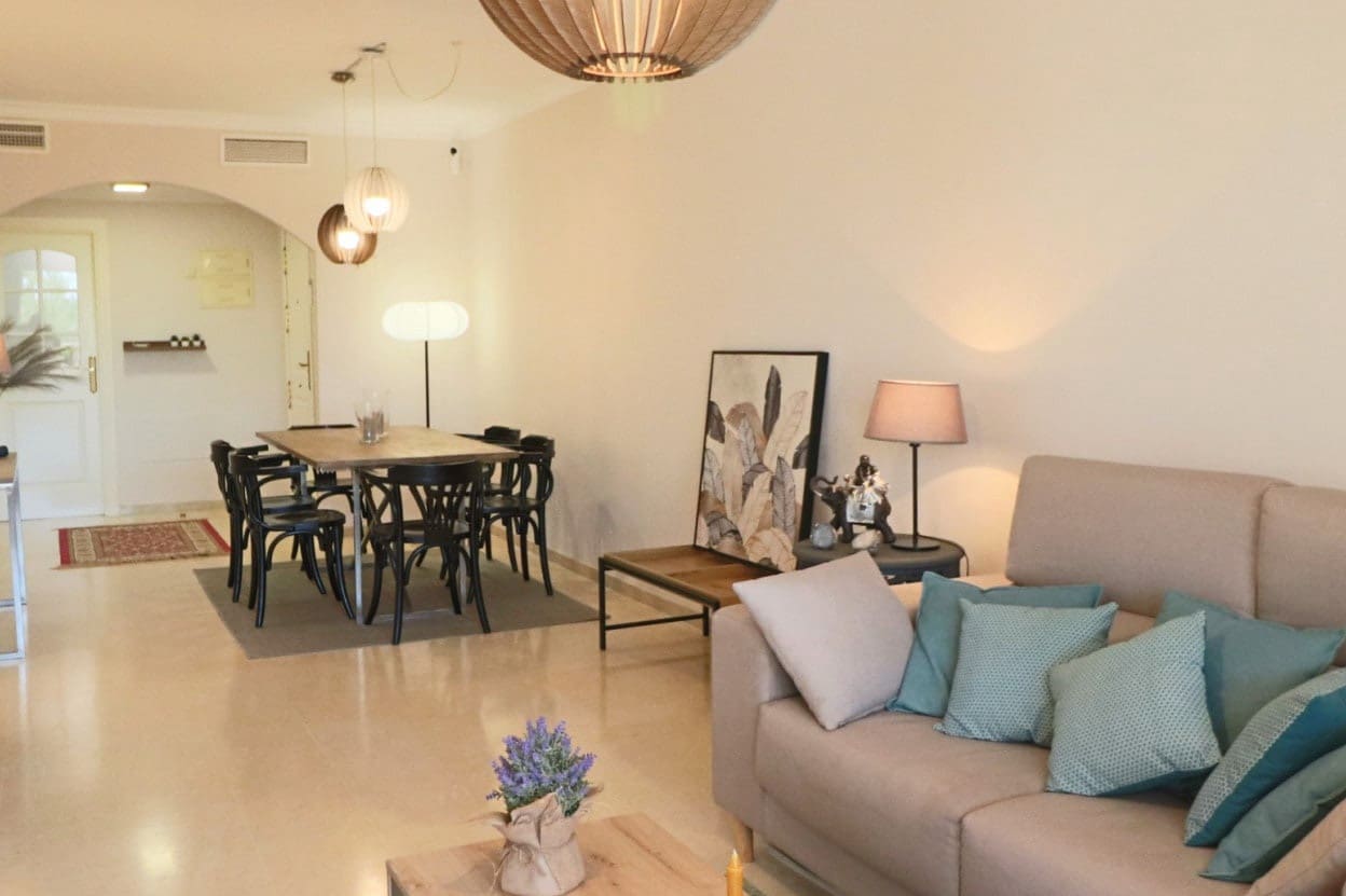 2 soveværelse Lejlighed til salg i Marbella med swimmingpool garage - € 315.000 (Ref: 10066618)