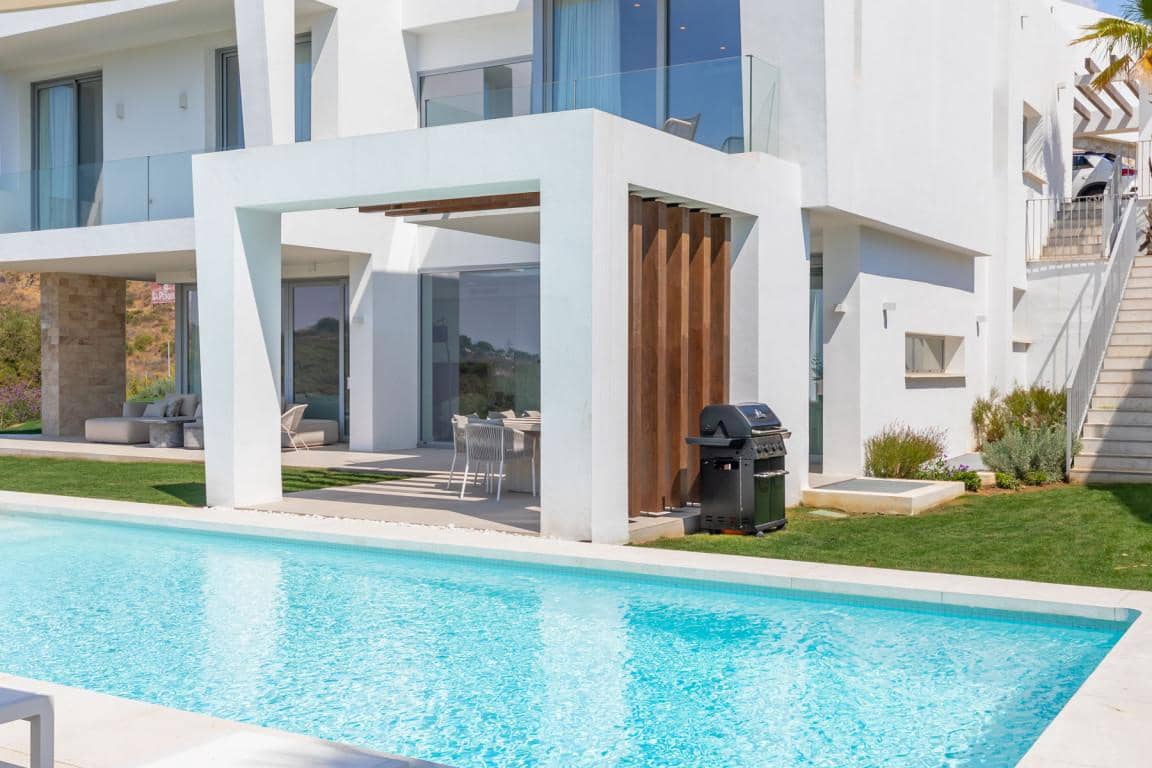 5 quarto Moradia para venda em Marbella com piscina garagem - 2 595 000 € (Ref: 10066619)