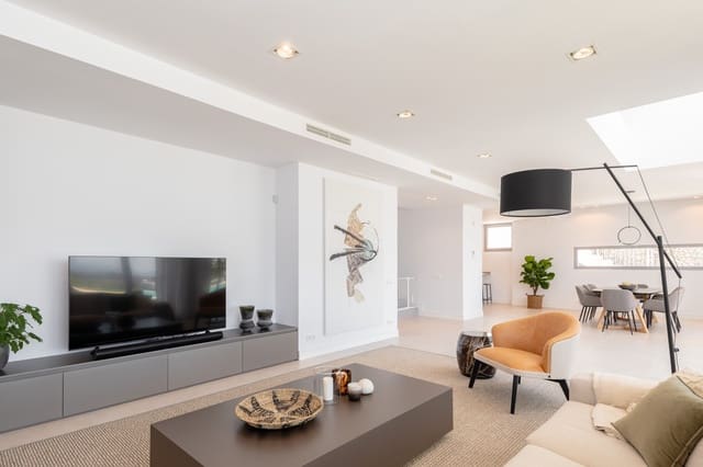 5 quarto Moradia para venda em Marbella com piscina garagem - 2 595 000 € (Ref: 10066619)