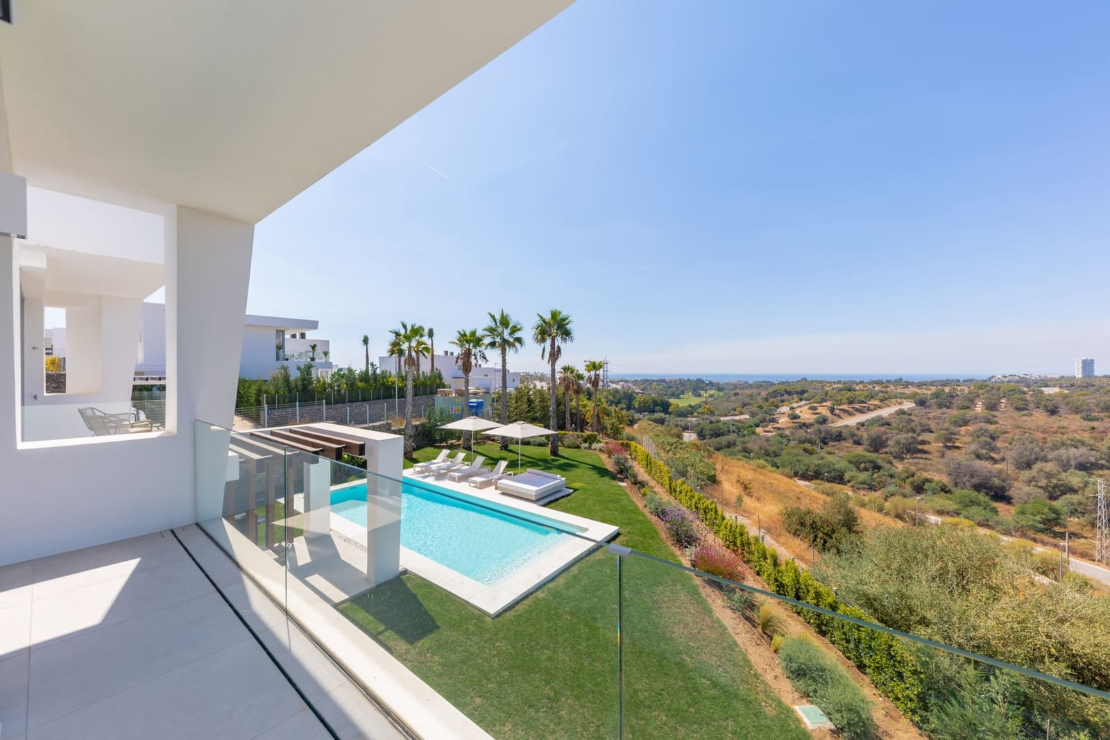 5 quarto Moradia para venda em Marbella com piscina garagem - 2 595 000 € (Ref: 10066619)