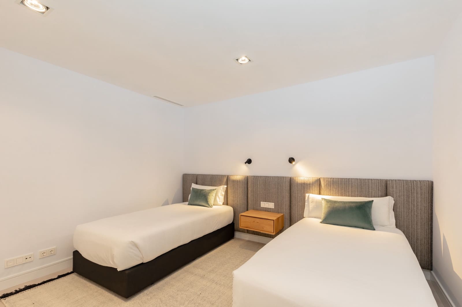 5 quarto Moradia para venda em Marbella com piscina garagem - 2 595 000 € (Ref: 10066619)