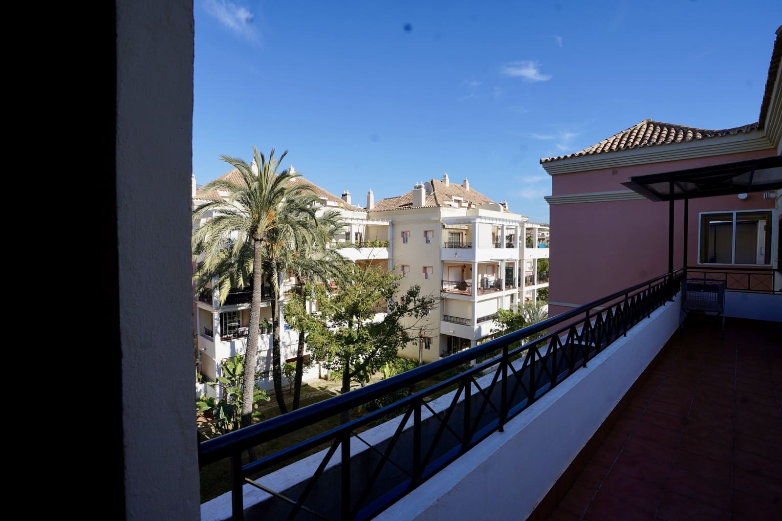 3 Zimmer Penthouse zu verkaufen in Marbella mit Pool - 875.000 € (Ref: 10066624)