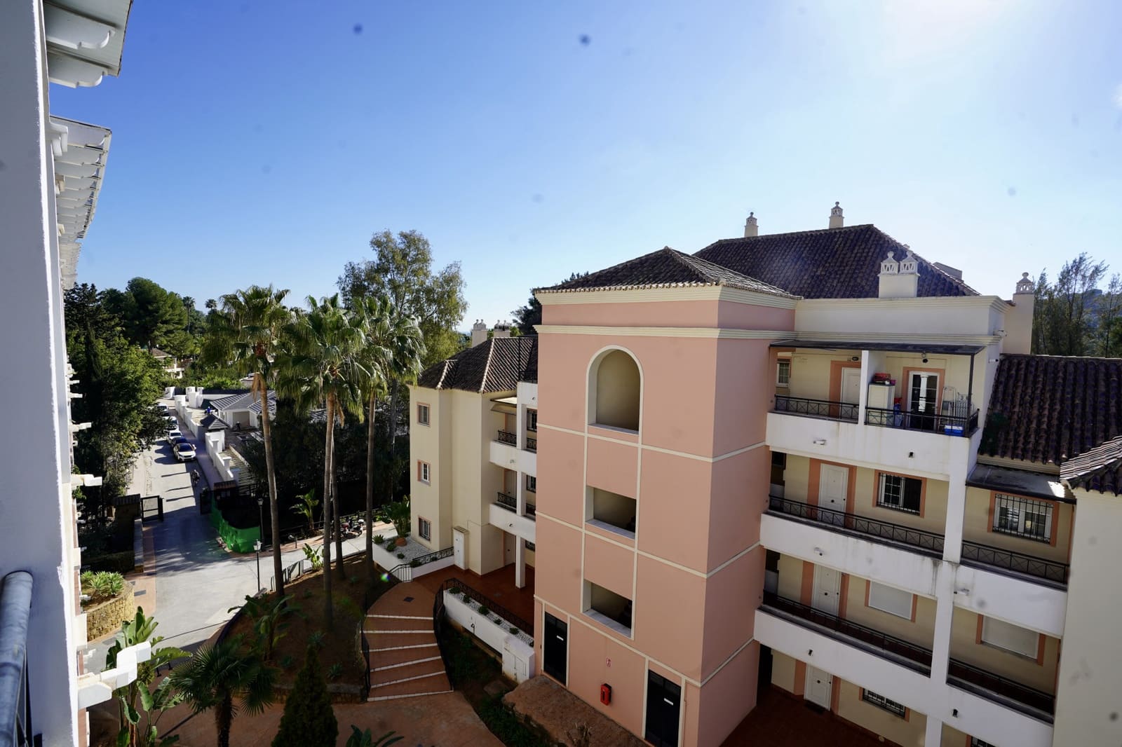 3 Zimmer Penthouse zu verkaufen in Marbella mit Pool - 875.000 € (Ref: 10066624)