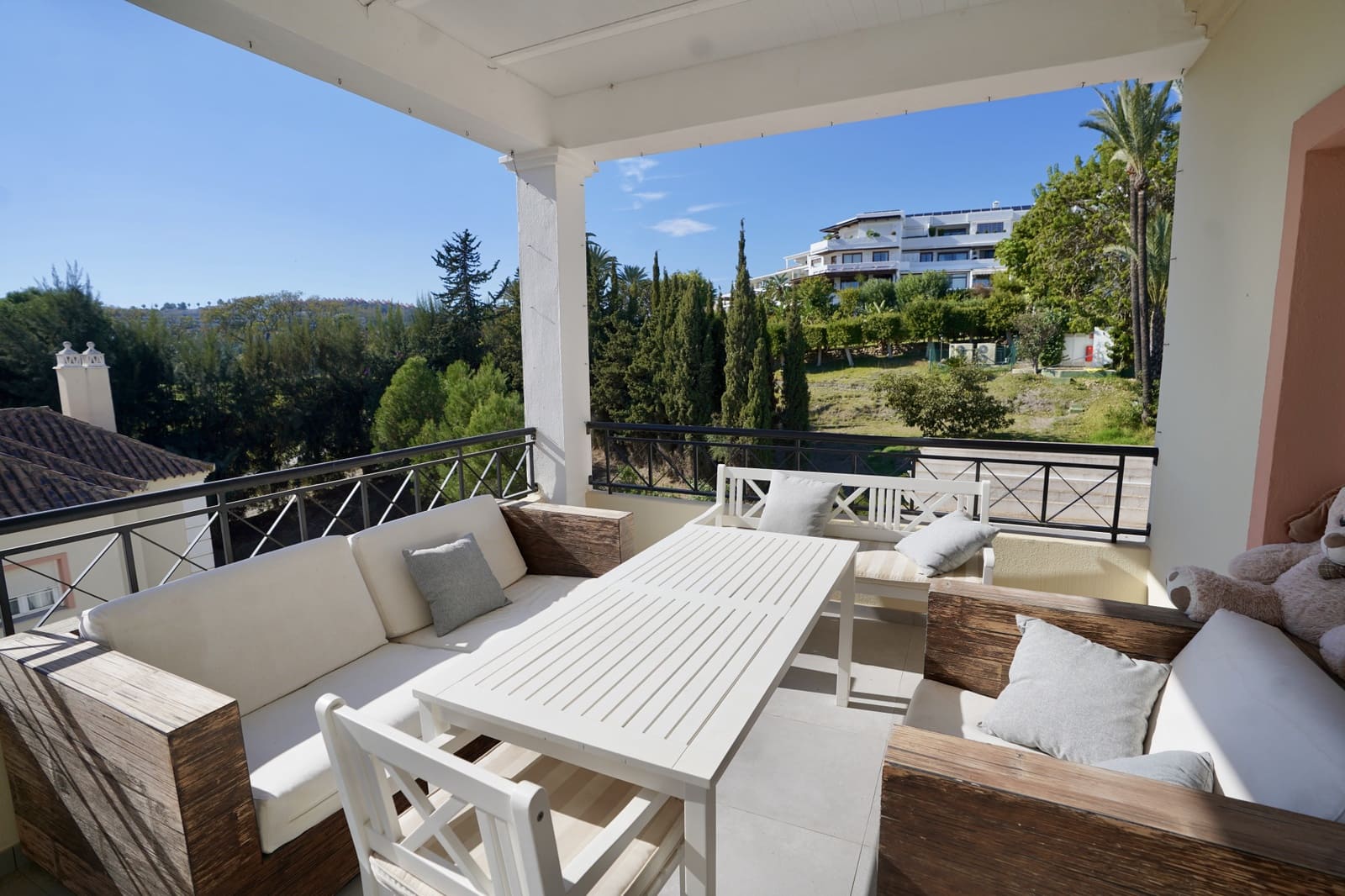 3 Zimmer Penthouse zu verkaufen in Marbella mit Pool - 875.000 € (Ref: 10066624)