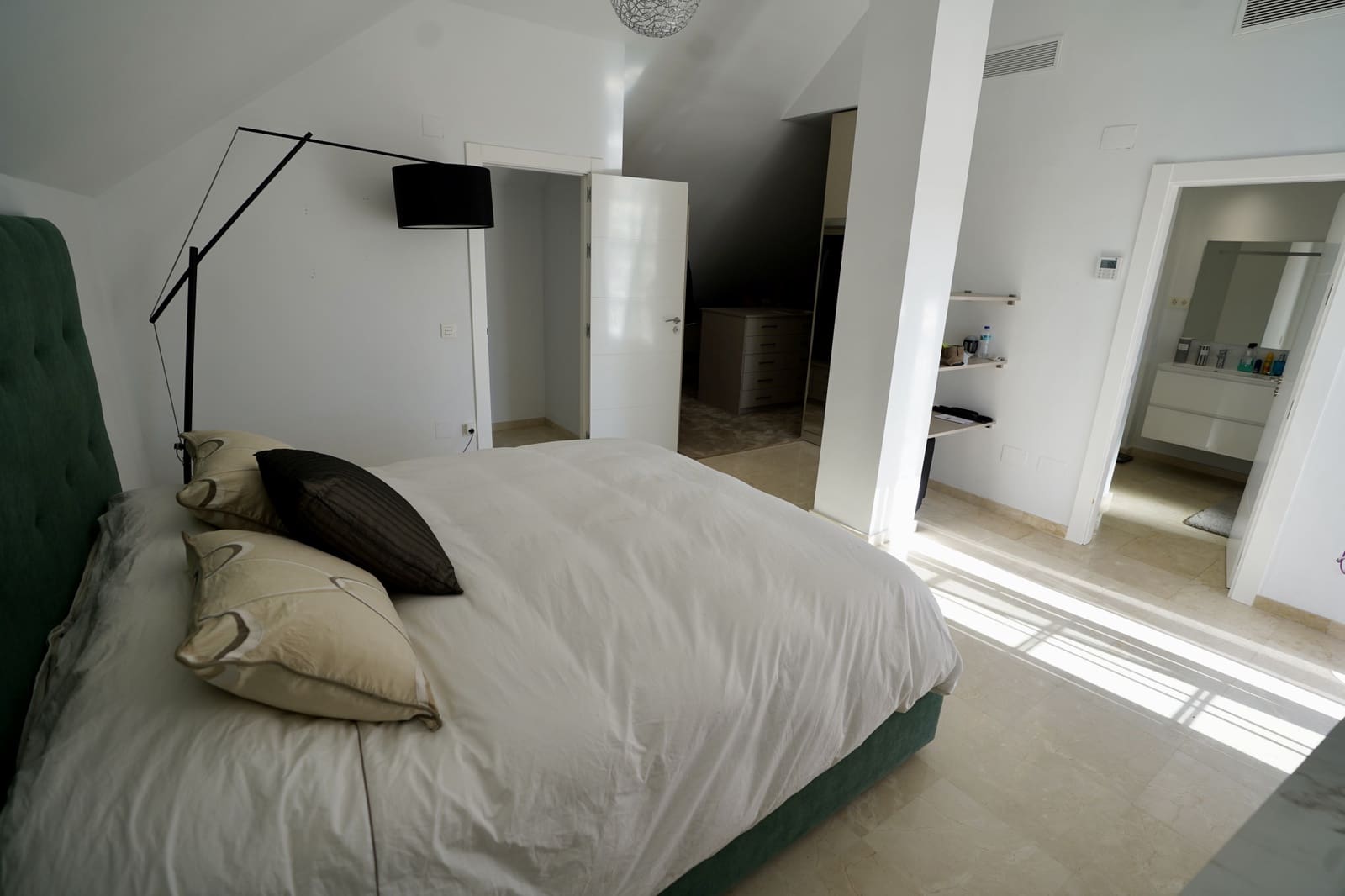 3 Zimmer Penthouse zu verkaufen in Marbella mit Pool - 875.000 € (Ref: 10066624)
