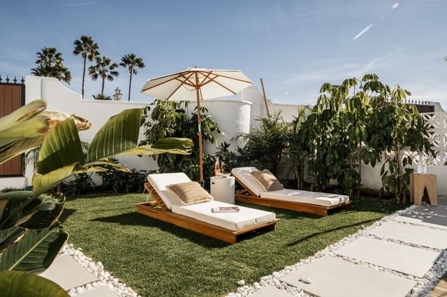 3 sypialnia Willa na sprzedaż w Marbella z basenem garażem - 2 150 000 € (Ref: 10066625)