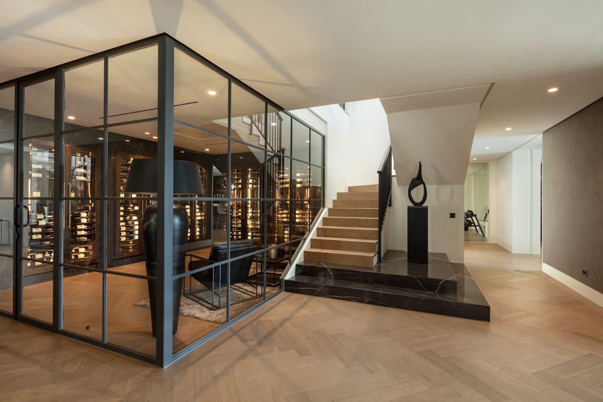 8 sypialnia Willa na sprzedaż w Golden Mile z basenem garażem - 19 500 000 € (Ref: 10066627)
