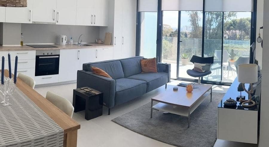 2 slaapkamer Appartement te koop in Torremolinos - € 450.000 (Ref: 10066629)
