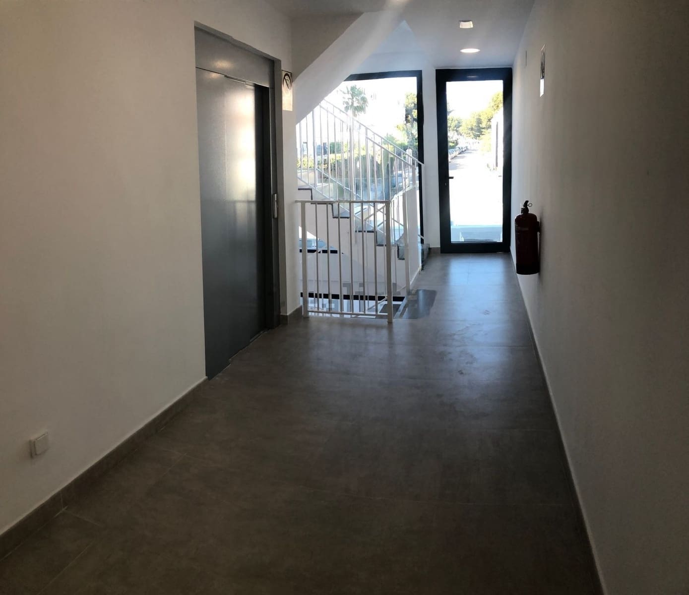 2 slaapkamer Appartement te koop in Torremolinos - € 450.000 (Ref: 10066629)