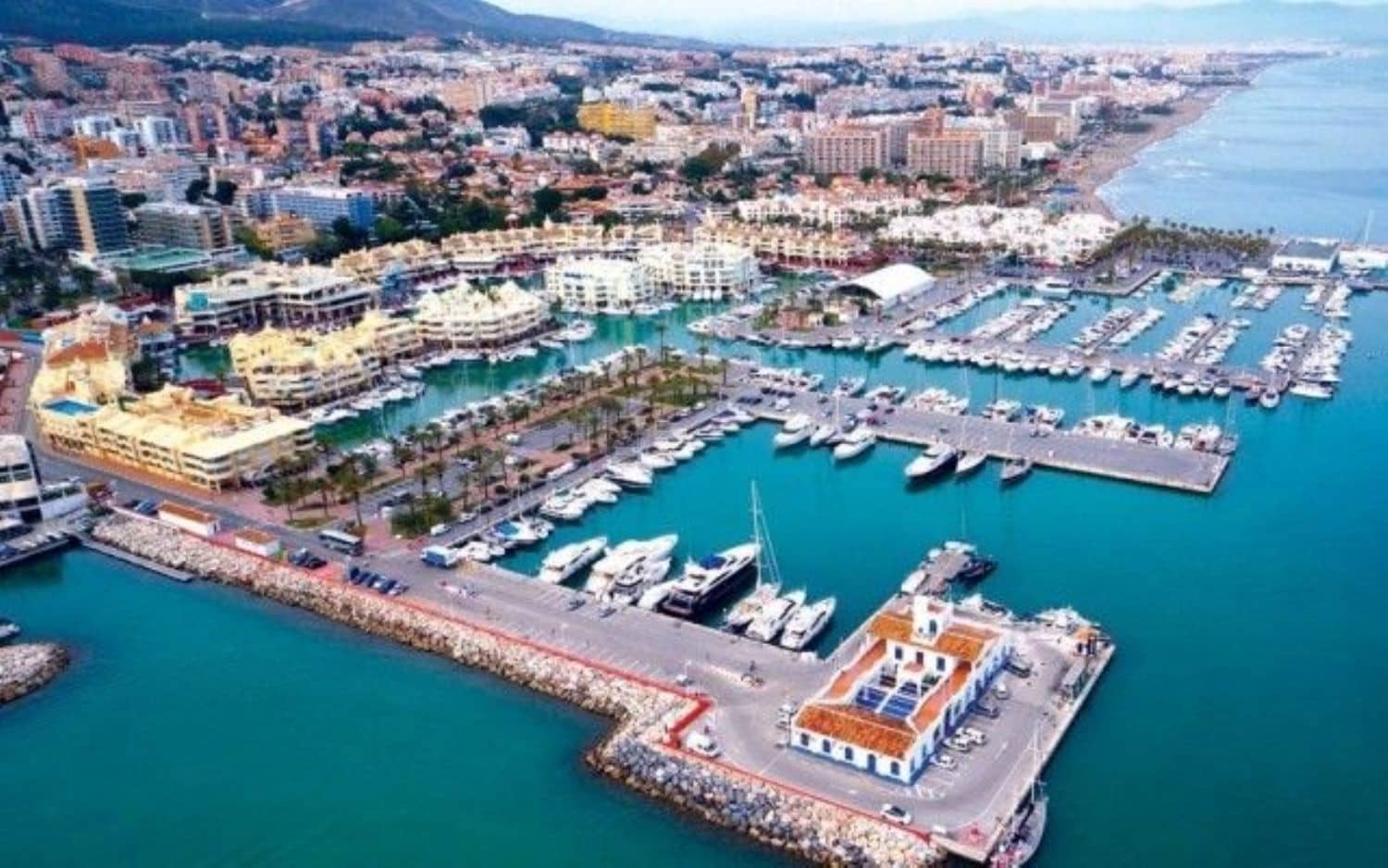 2 slaapkamer Appartement te koop in Torremolinos - € 450.000 (Ref: 10066629)