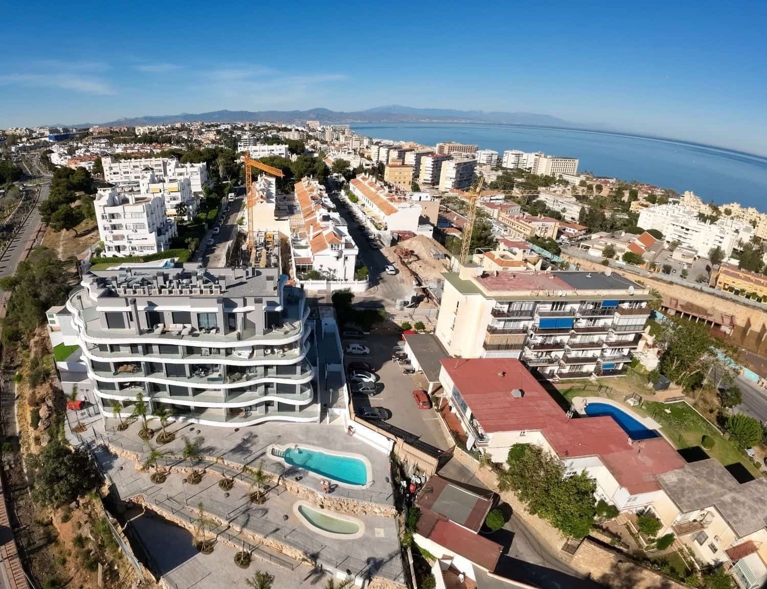 2 slaapkamer Appartement te koop in Torremolinos - € 450.000 (Ref: 10066629)